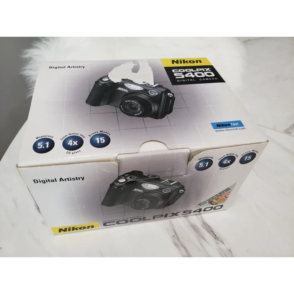 Nikon COOLPIX E5400 5.1MP Digital Camera